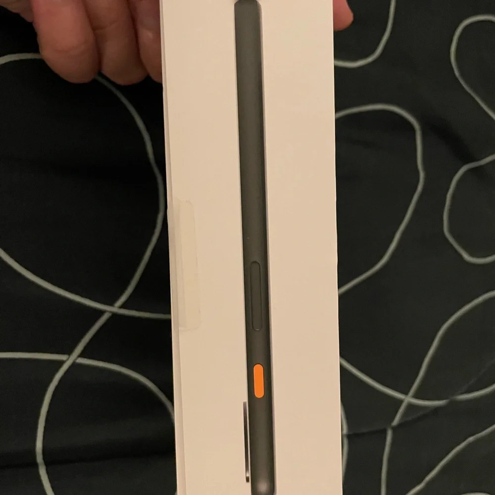 Google Pixel 4 Box